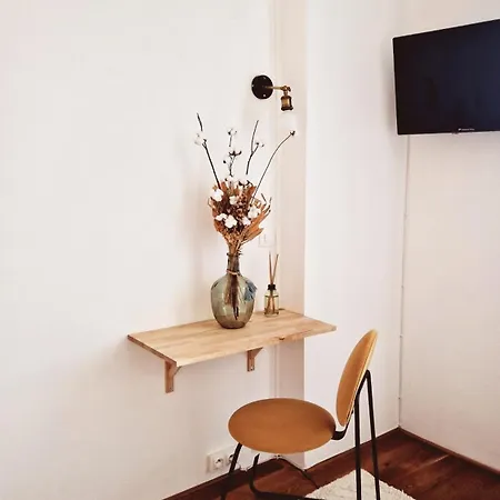 Cosy Et Confortable Apartament